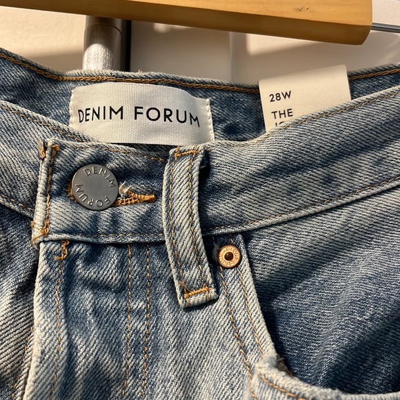 NWT Aritzia Long Denim Shorts - Picture 2 of 5